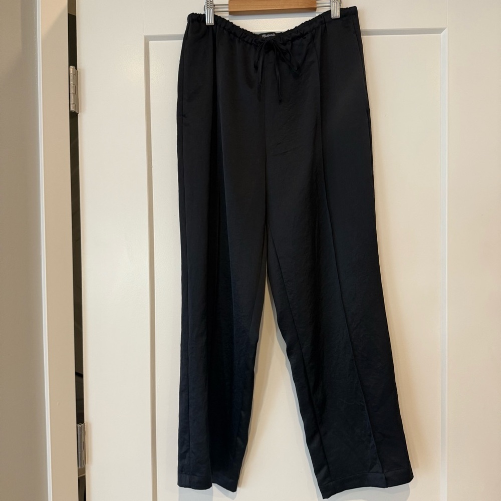 Madewell black silk slim fit drawstring pant